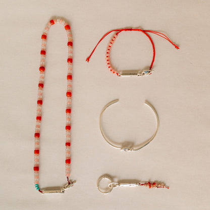 Coincidir - Charm - Plata - Rojo