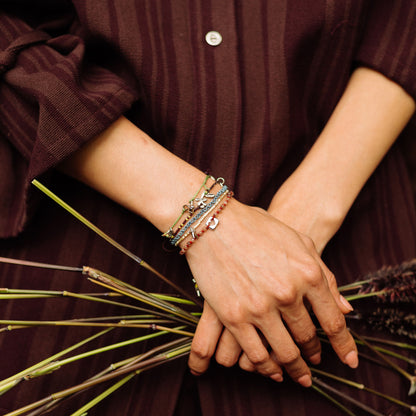 La Tierra y Ella - Pulseras - Multicolor